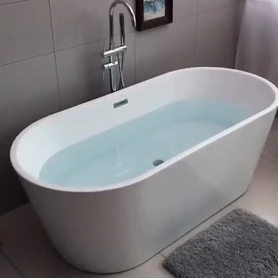 CE-geprüfte, preiswerte flache Badewanne aus Acryl, Freizeit-Badezimmer, freistehende Eckbadewanne mit Nischenschürze, Badewanne aus Acryl für Erwachsene